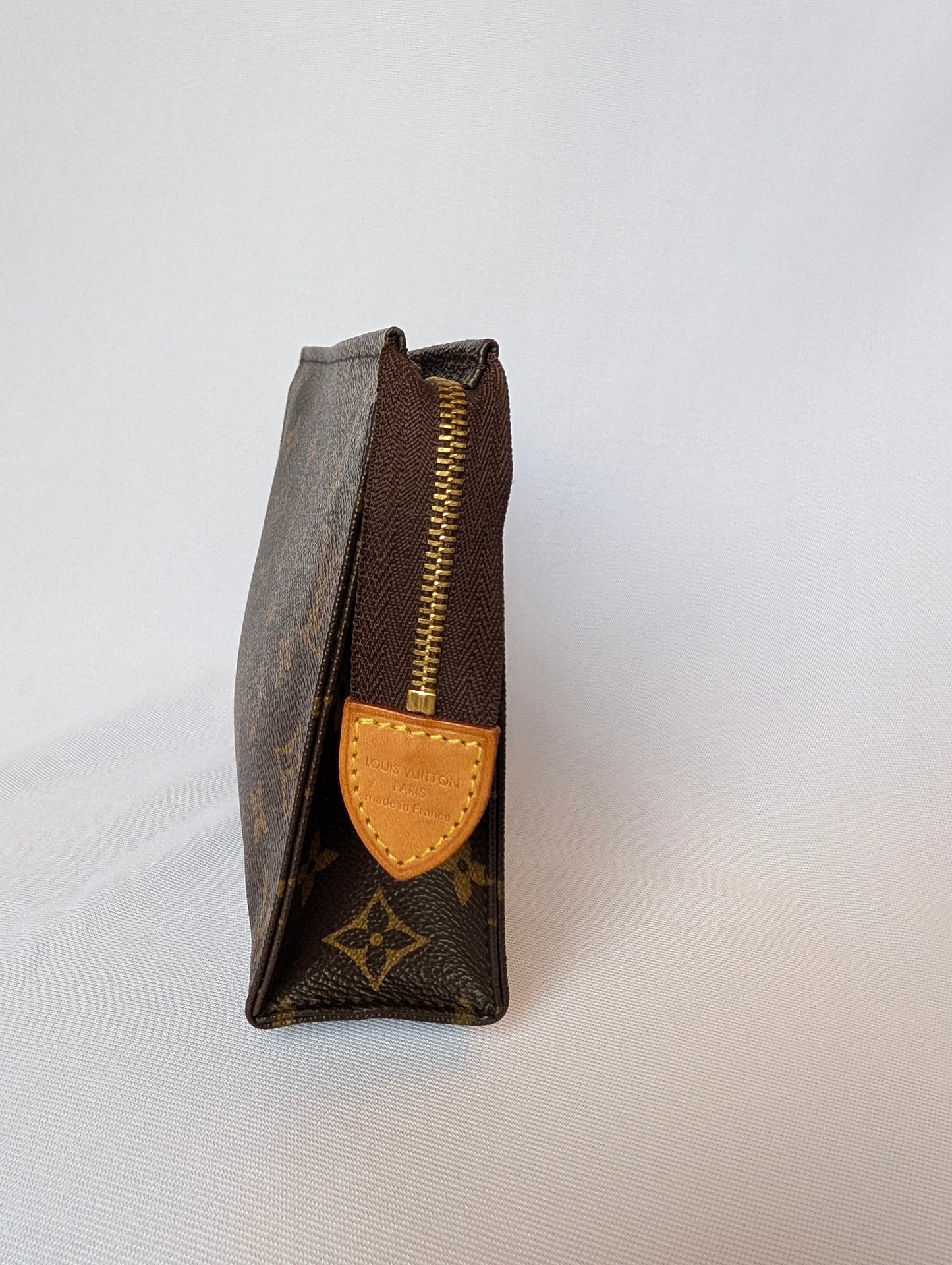 Louis Vuitton 2008 Monogram Toiletry Pouch 19 DU2068