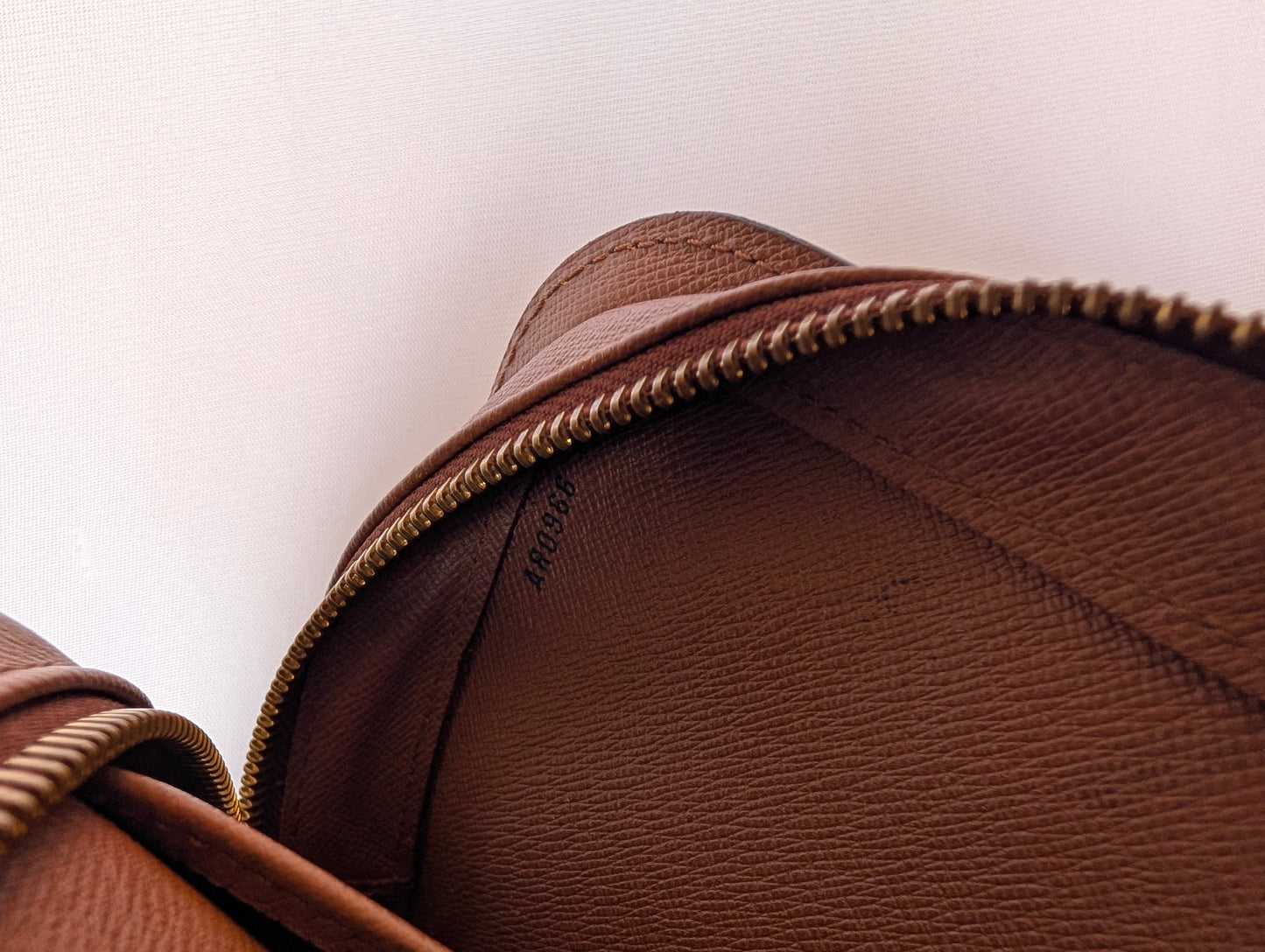 Louis Vuitton 1996 Monogram Orsay Clutch AR0966