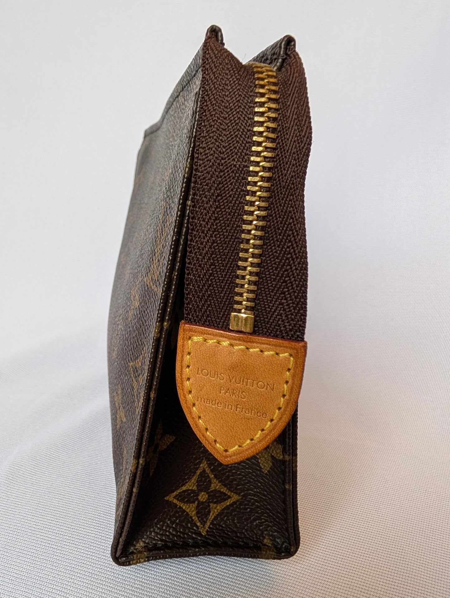 Louis Vuitton 2008 Monogram Toiletry Pouch 19 DU2068