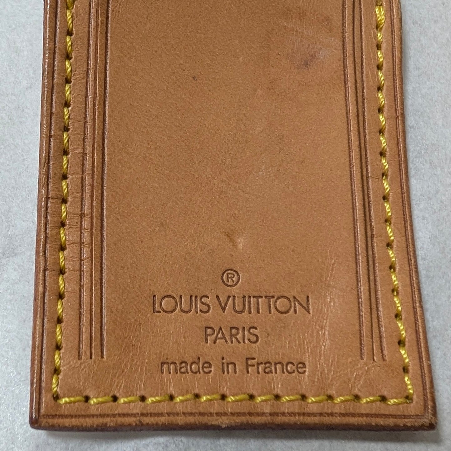 Louis Vuitton Luggage tag 241125B22