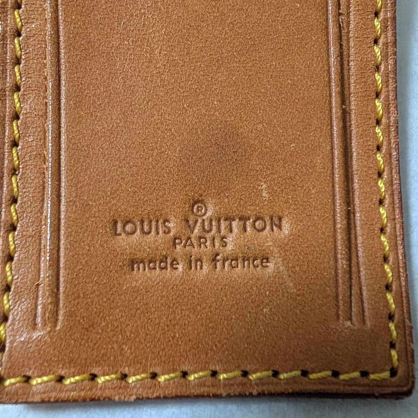 Louis Vuitton Luggage tag 241125B23