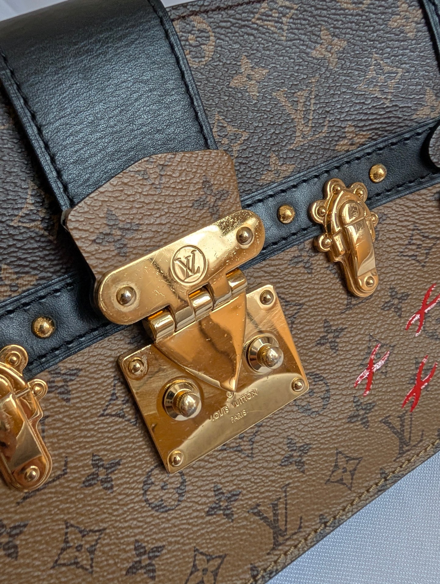 Louis Vuitton 2019 Trunk Clutch in Monogram Reverse Chain Shoulder Bag SN2179
